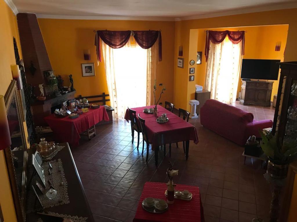Mirella'S House Viaverona Ardea Dış mekan fotoğraf
